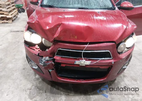 2016 Chevrolet Sonic Lt Auto z USA, uszkodzony, nr VIN 1G1JC5SH6G4112003